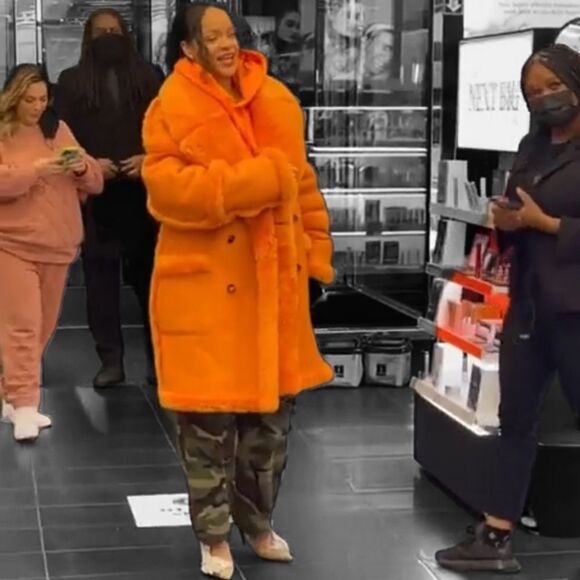 Kenneth Cole   - Picture 5 of 16